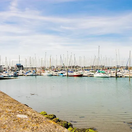 Charming Howth Marina Retreat Apartment