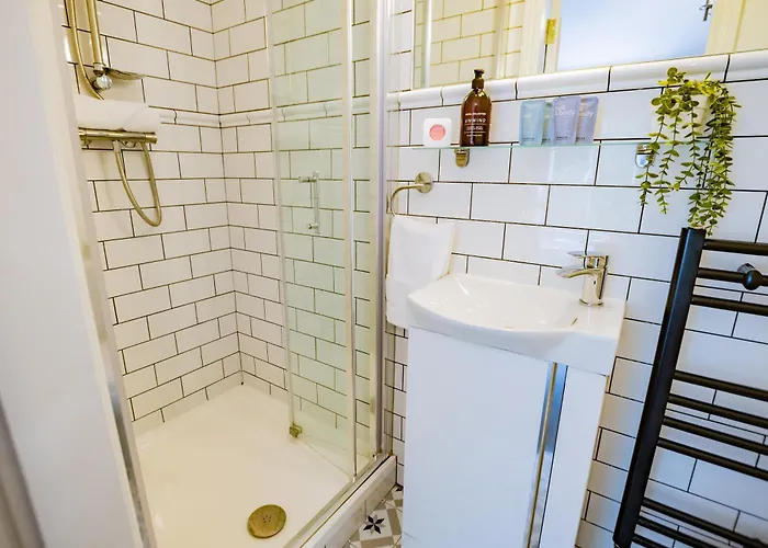 Charming Howth Marina Retreat ダブリン